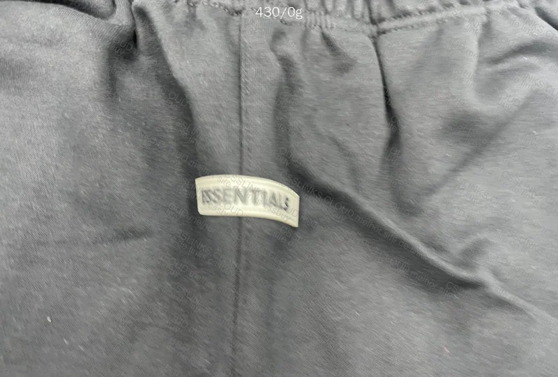 Essencials FOG 50Y Short 6
