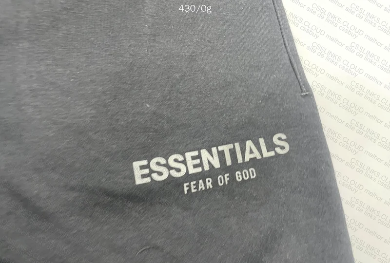 Essencials FOG 50Y Short 8