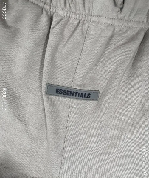 Short Essentials 2