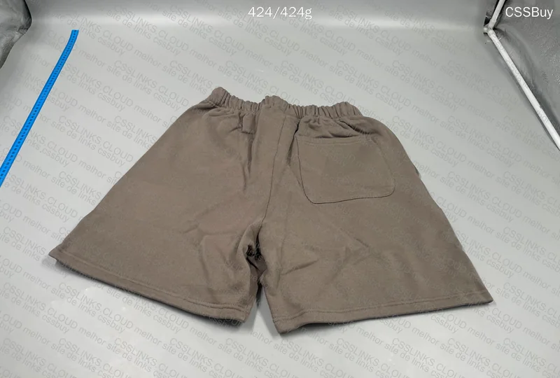 Short Essentials 2