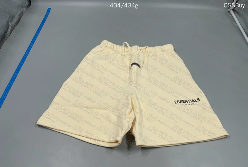 Short Essentials 2