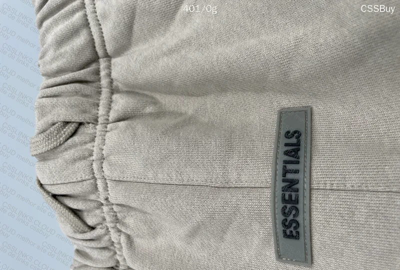 Short Essentials 4
