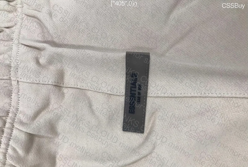 Short Essentials 3