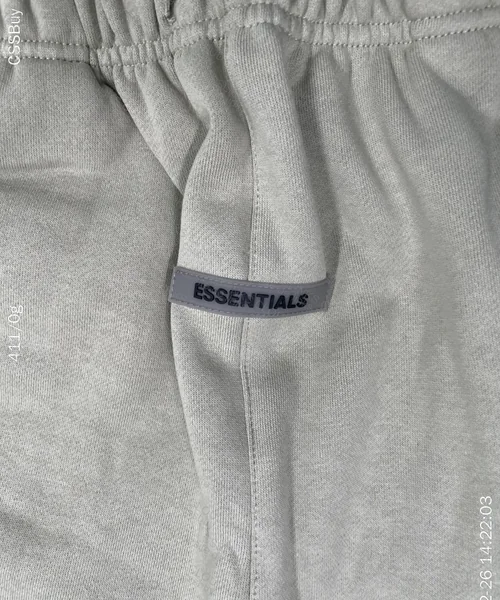 Short Essentials 5