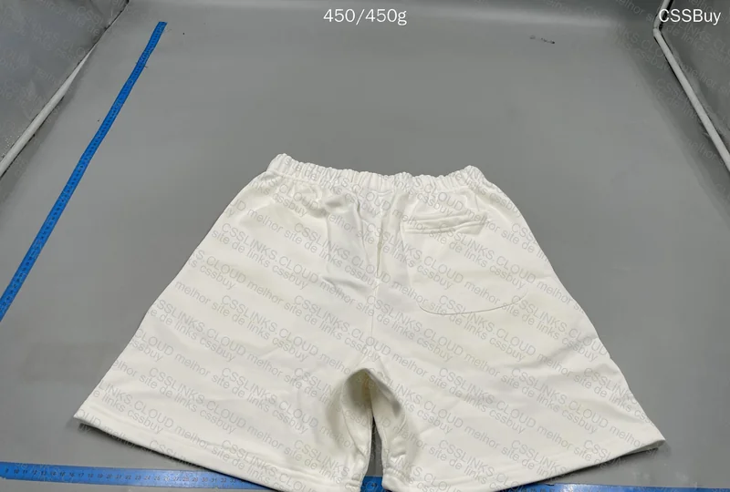 Short Essentials 3