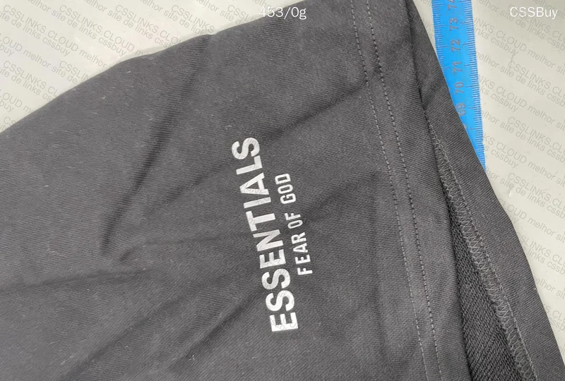 Short Essentials 4