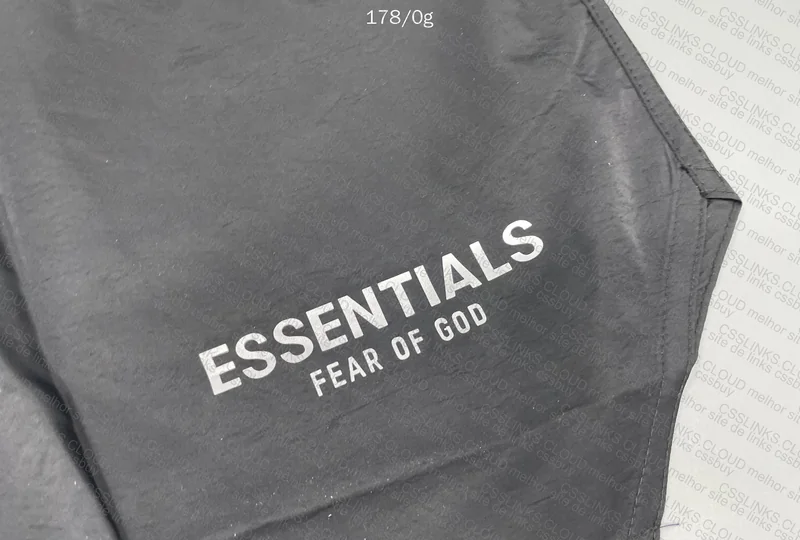 Short Essentials 3
