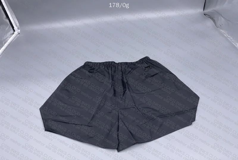 Short Essentials 5