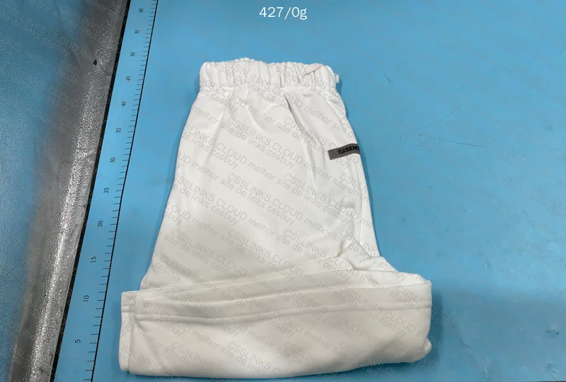Short Essentials 2
