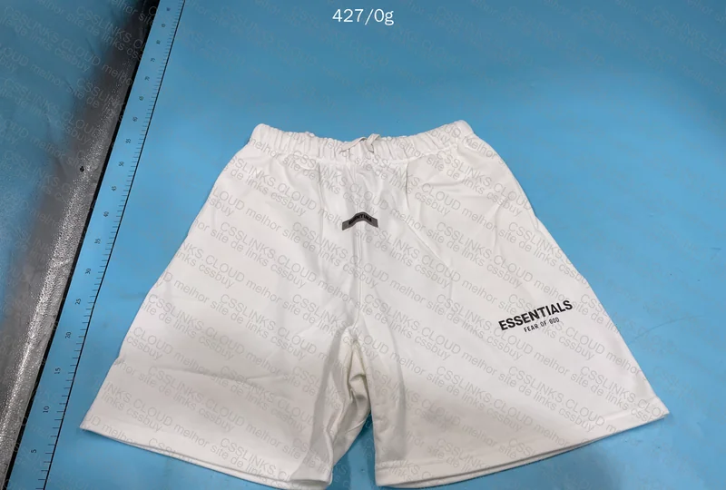 Short Essentials 3
