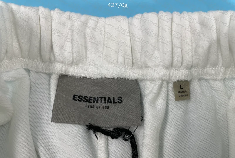 Short Essentials 4