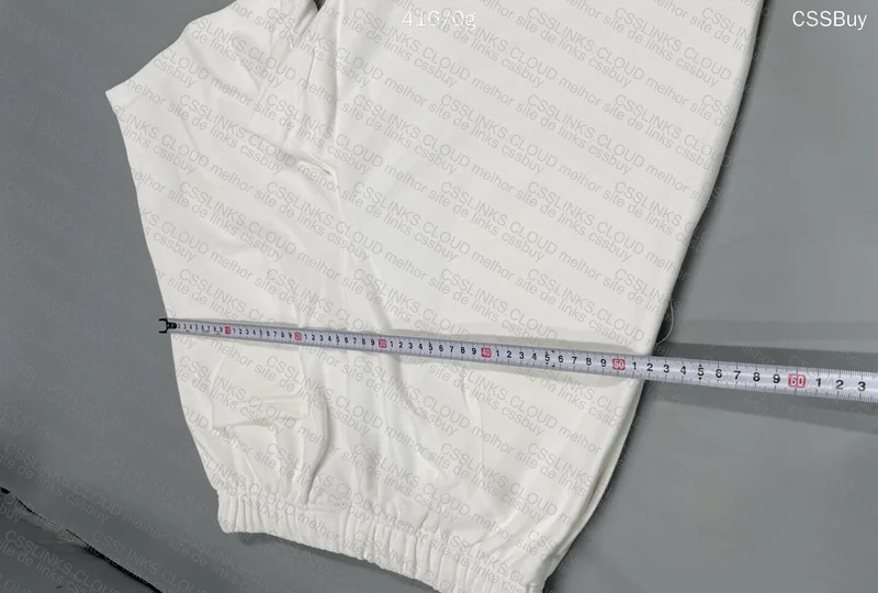 Essentials Short with Measurements 8