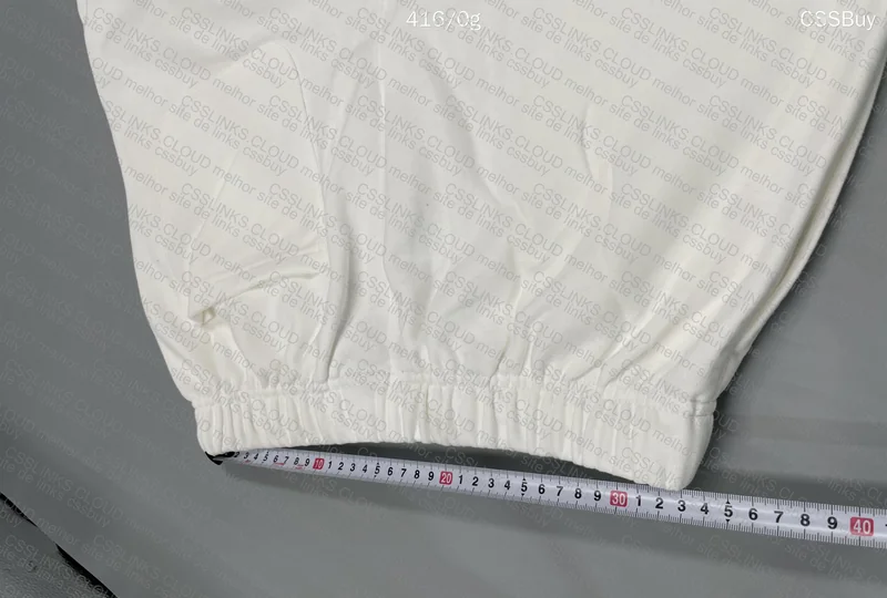 Essentials Short with Measurements 9