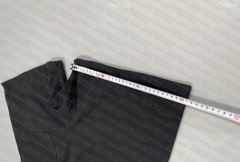 Essentials Short with Measurements 2