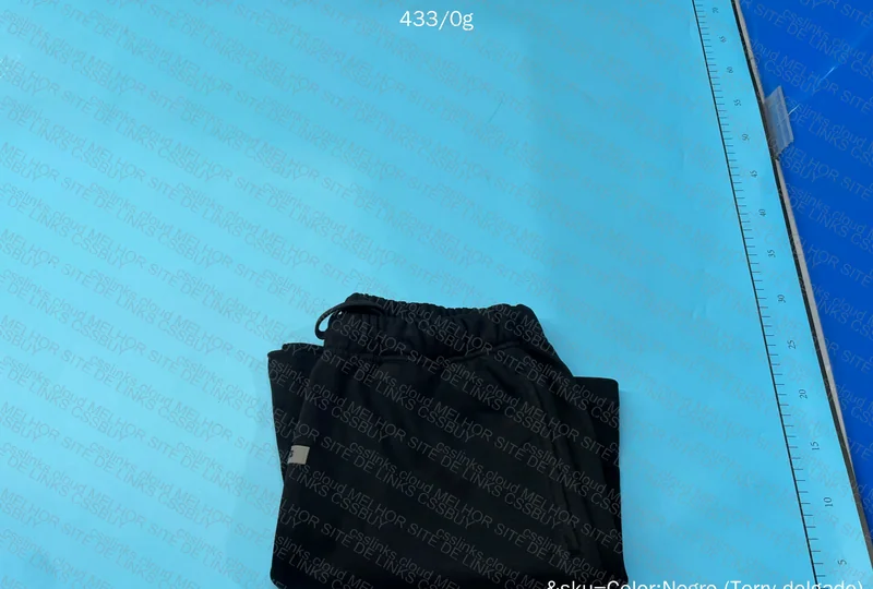 Essentials Short with Measurements