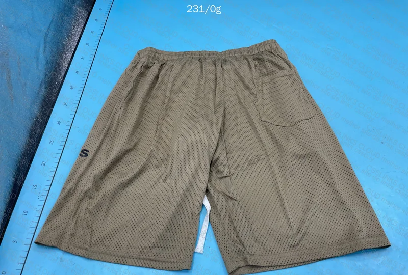 Short essentials estilo basquete