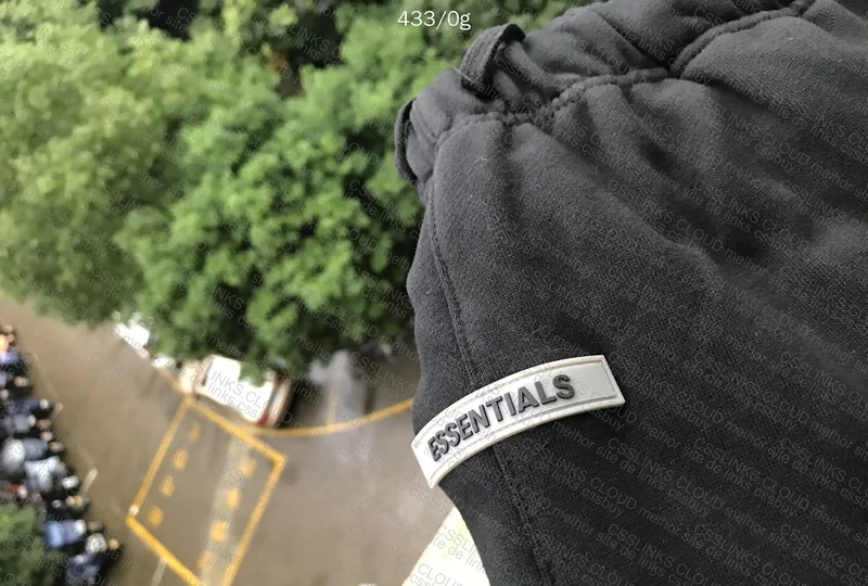 Short Essentials (Luz natural, GL?) 4