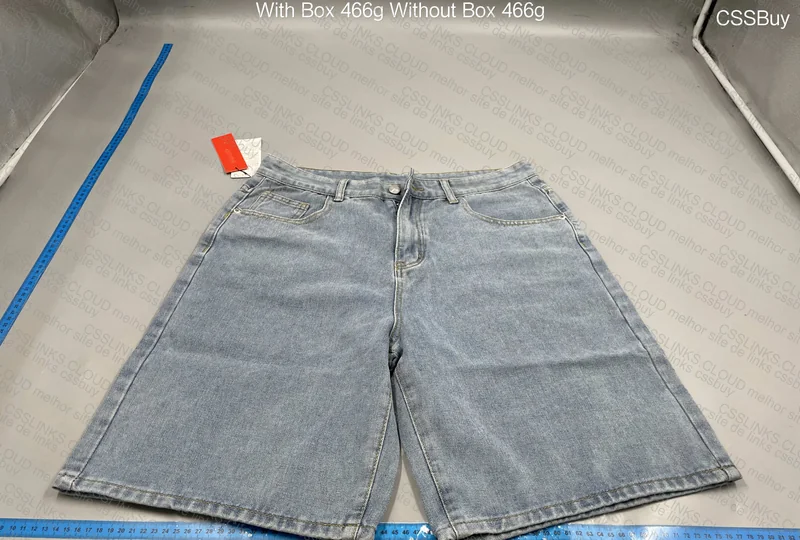 Short jeans