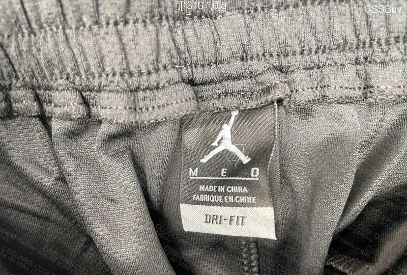 Short Jordan 3