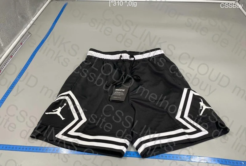 Short Jordan 5