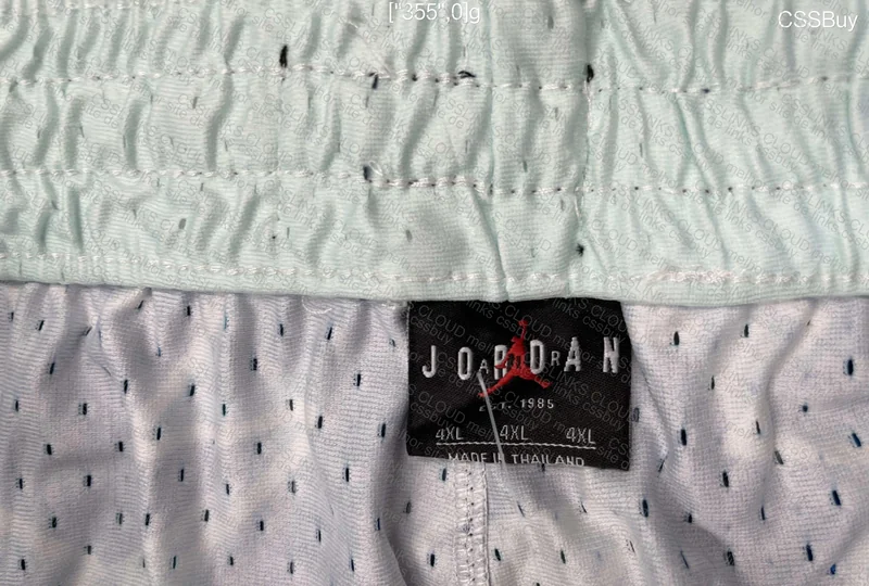 Short Jordan 3