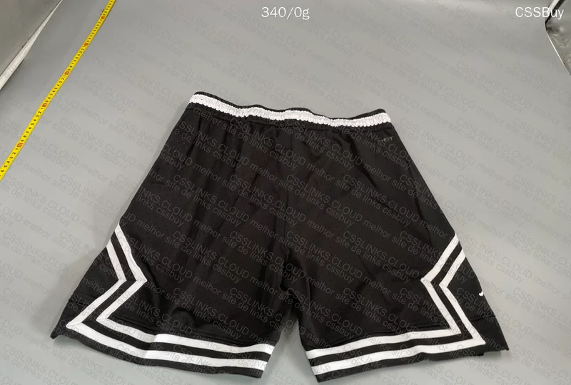 Short Jordan 2