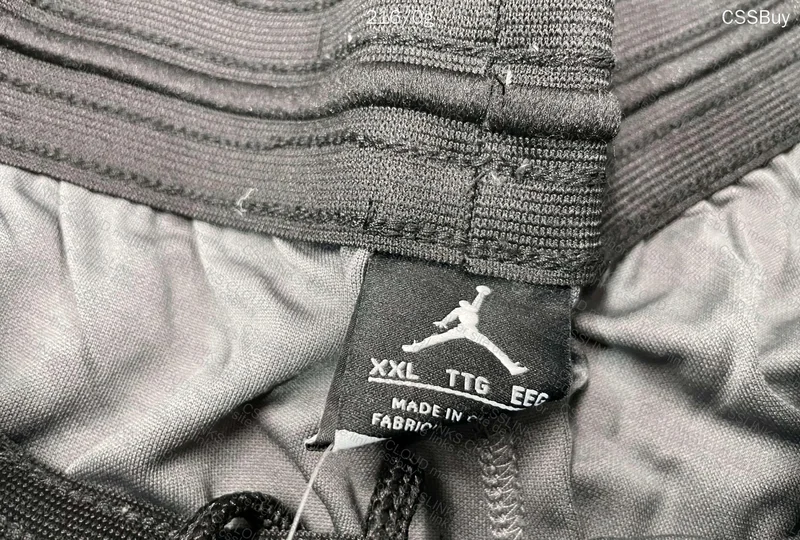short Jordan 4