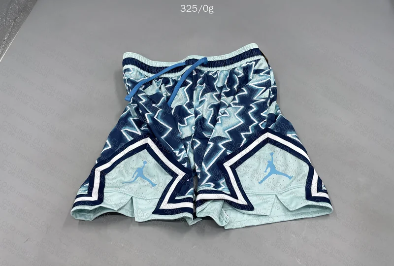 Short Jordan 2