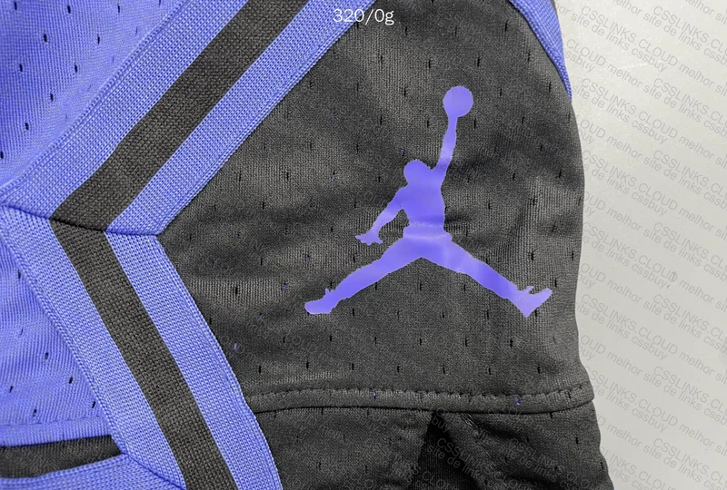Short Jordan 2