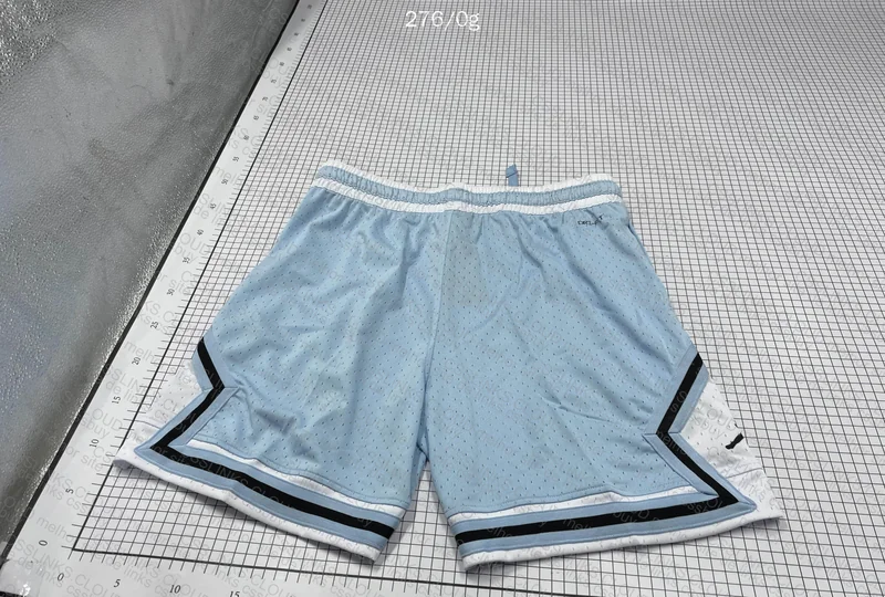 short jordan 4