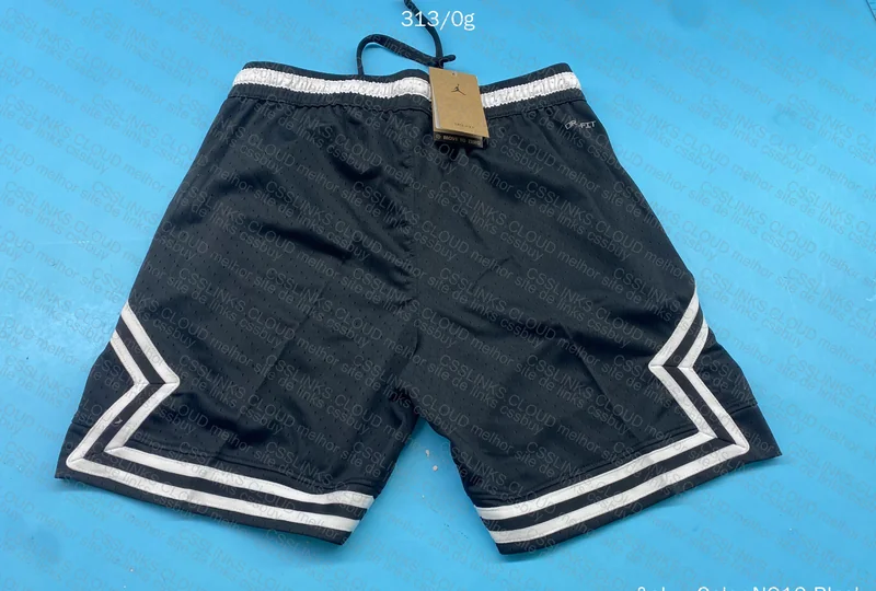 SHort jordan 3
