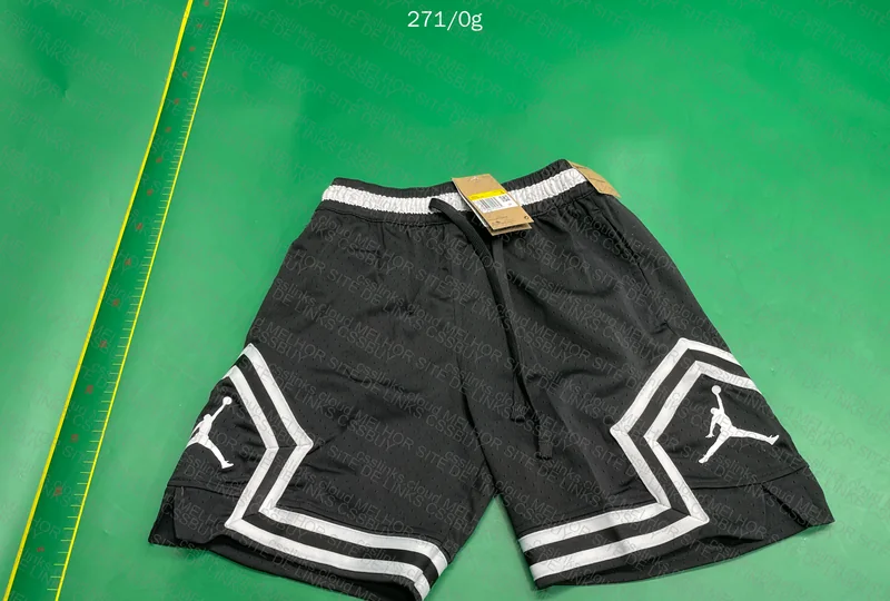 Short Jordan 2