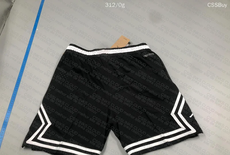Short Jordan (Com furinho) 2