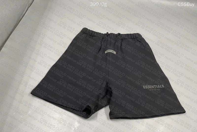 Essentials Sweatshorts 4