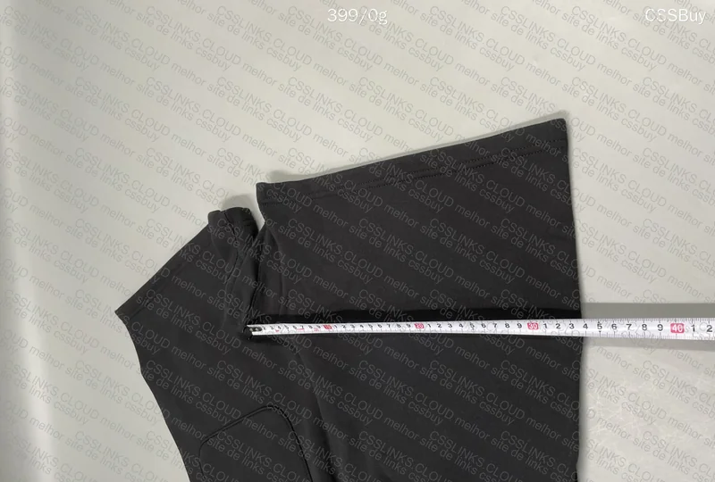 Essentials Sweatshorts 8