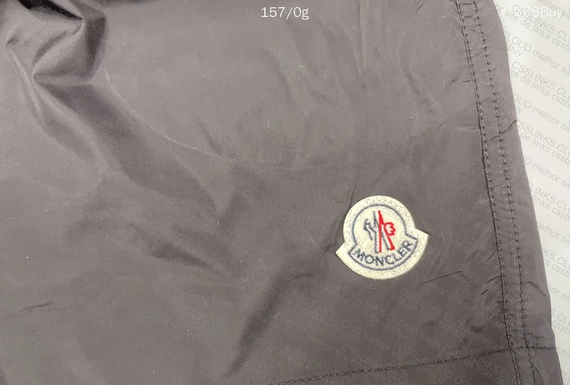 Short Moncler 2
