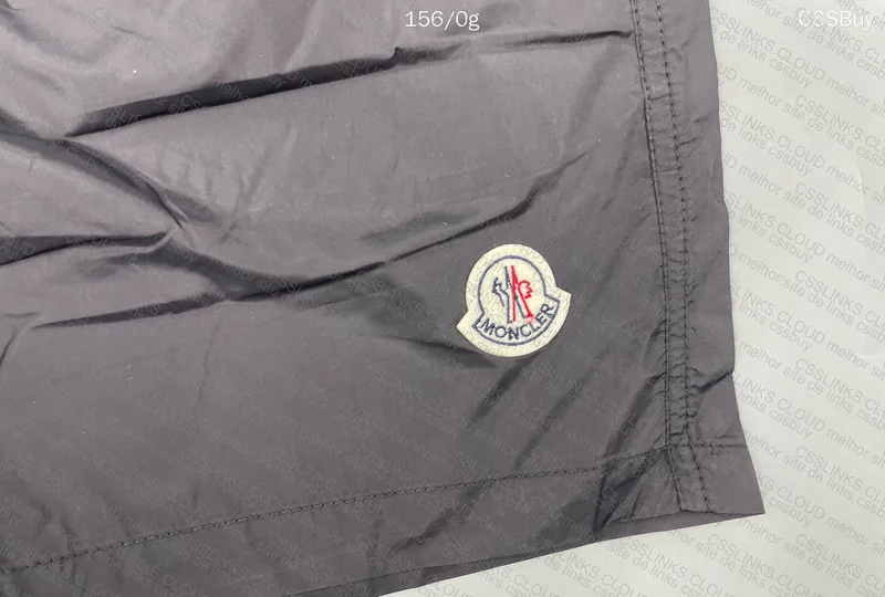 short moncler 2