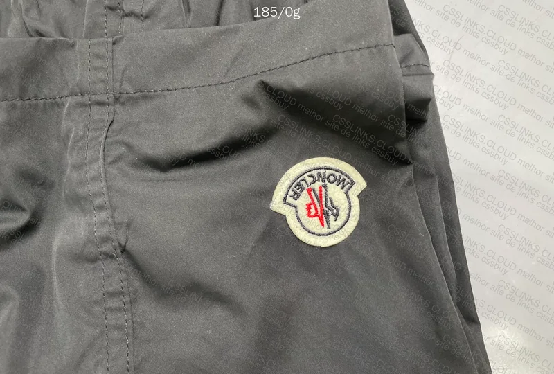 Short Moncler 2