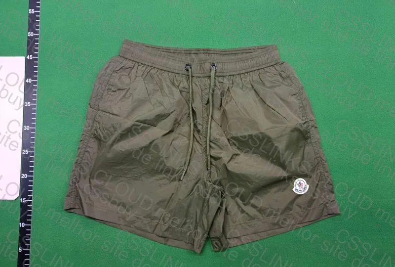 Short Moncler 2