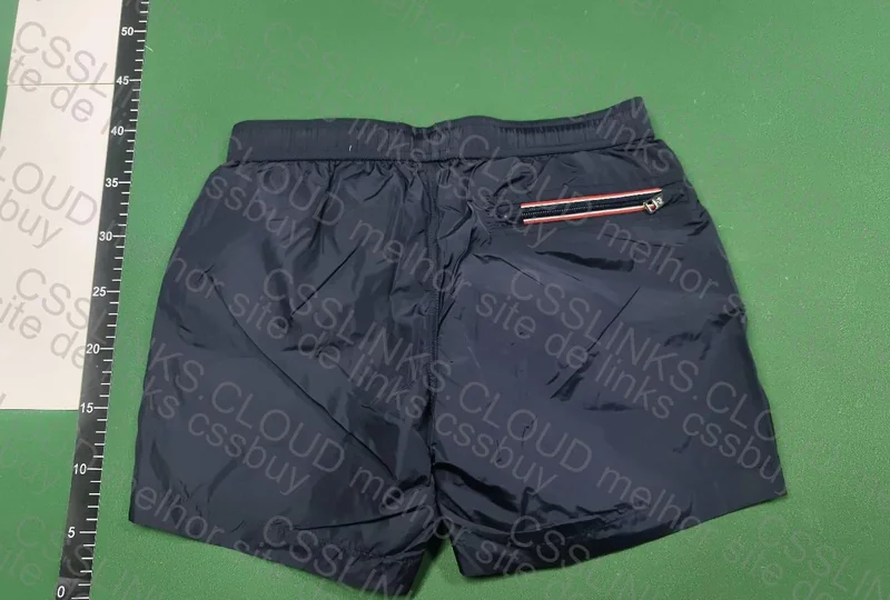 short moncler 3