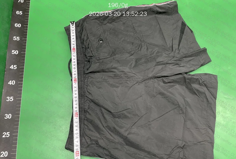 Short Moncler 3
