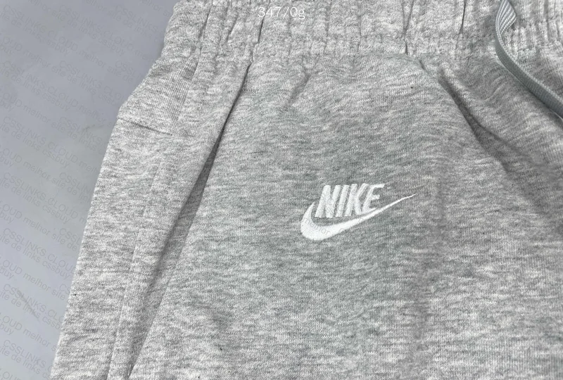 Basic Nike Shorts 5