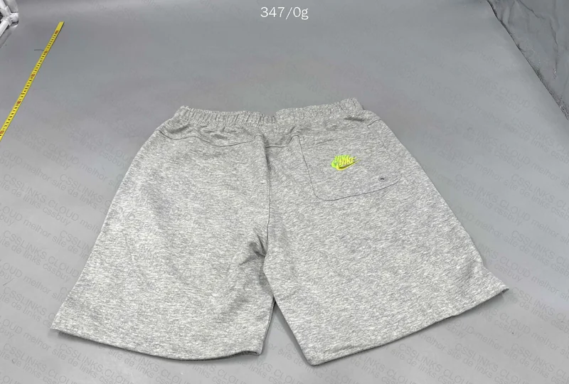 Basic Nike Shorts 6