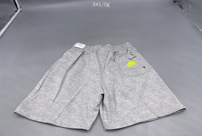 Basic Nike Shorts 3