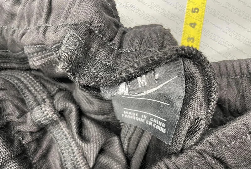Short Nike esqueci nome - M 4