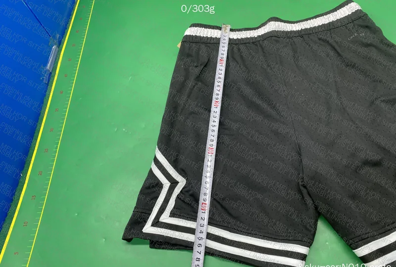 SHORT NIKE JORDAN 4