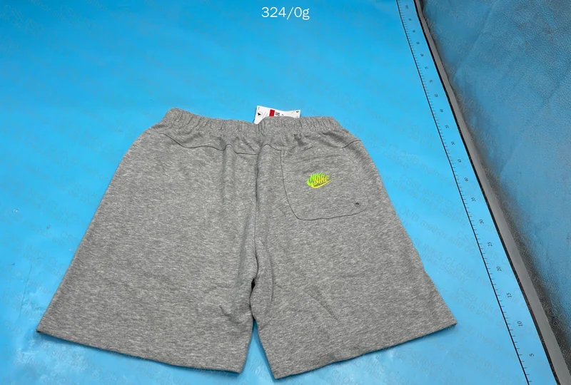 Short nike multiswoosh 8