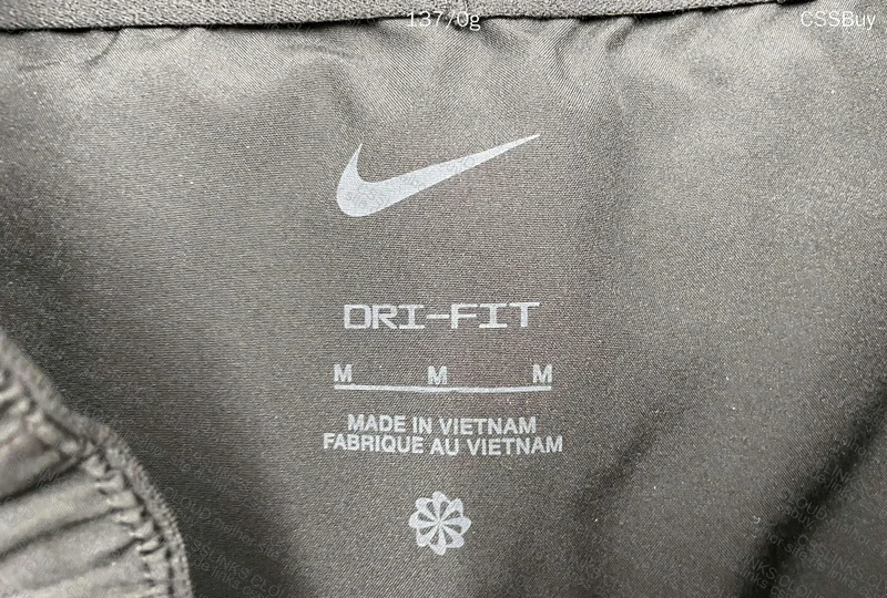 Original Nike Shorts with Measurements 3