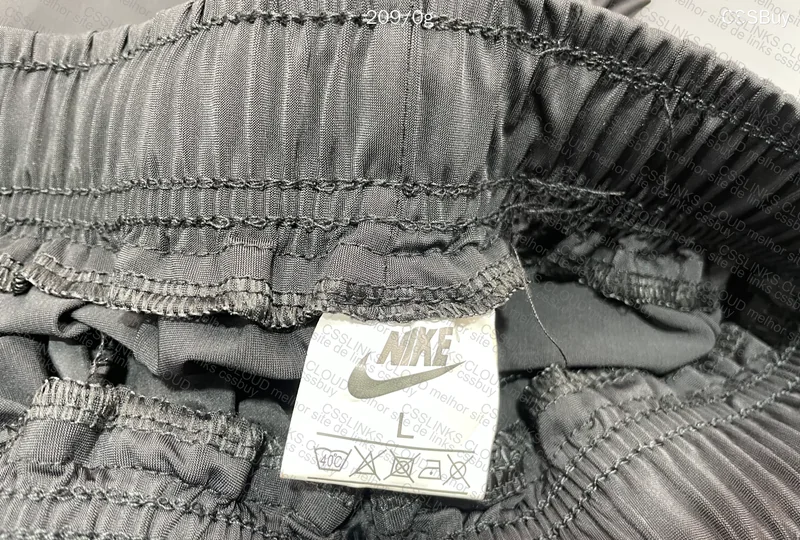 Nike Shorts with Zipper for Gym 3