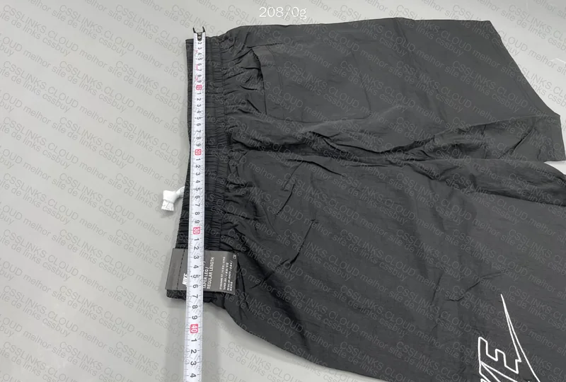 Nike Sportswear Shorts (with Measurements)